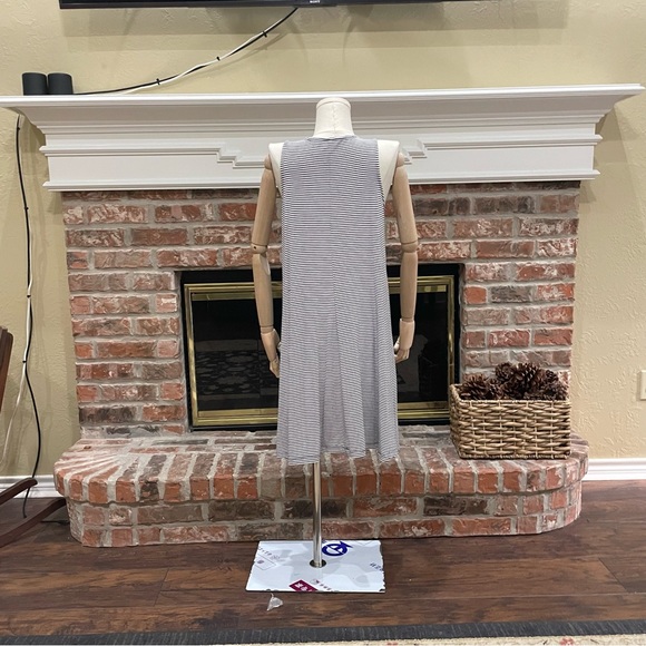 Old Navy black and white pinstriped midi dress / S / NWOT - Picture 9 of 11